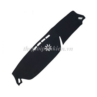 Thảm da che nắng taplo cho xe mercedes e200, e250, e300 vân carbon cao cấp