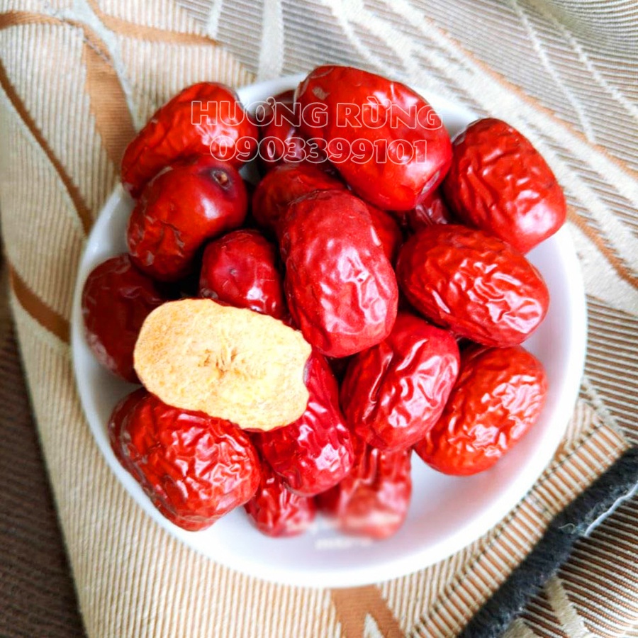 TÁO ĐỎ HÀN QUỐC 1Kg, bổ dưỡng, cao cấp, tặng túi đựng hộp quà