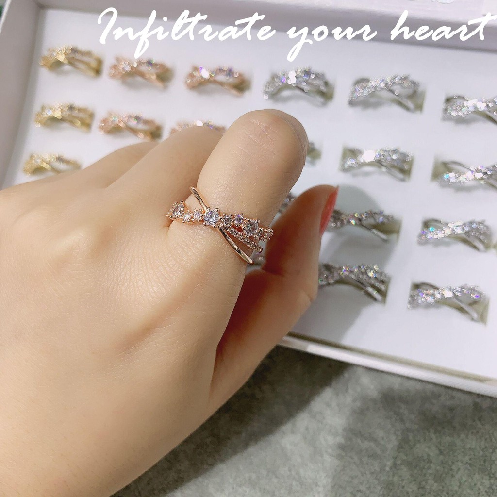 Nhẫn Đính Đá Zircon Thiết Kế Hình Thánh Giá Thời Trang Sang Trọng