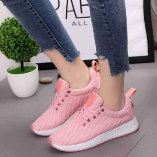 GIÀY SNEAKER HOT TREND 2017 AND 2018