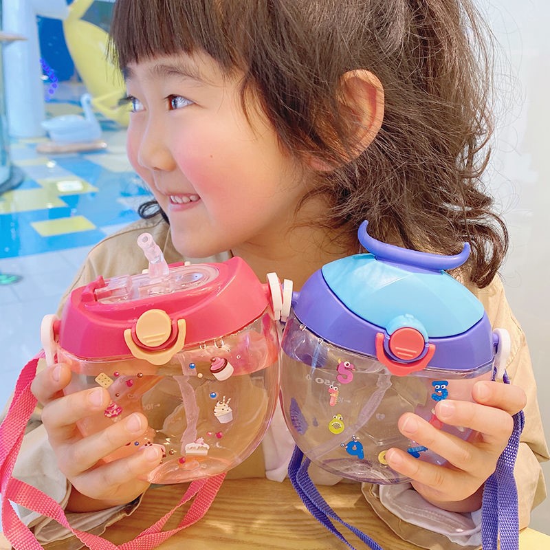 Bình Nước Bằng Nhựa Hình Bánh Donut Có Ống Hút Dễ Thương Tiện Dụng Cho Bé Mẫu Giáo 400ml