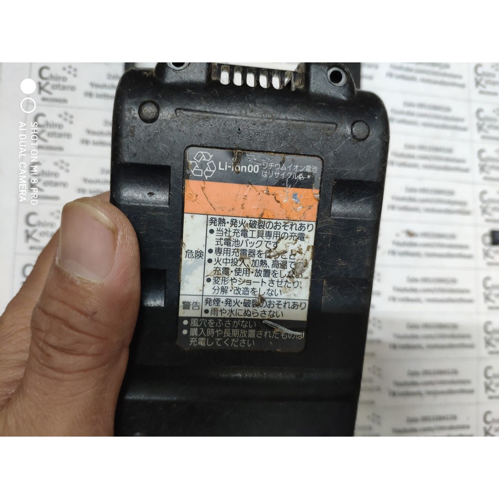 [DIY] Miếng chèn tăng chiều cao cho hộp pin Panasonic National 14.4V Li-ion gắn 12 cell 18650
