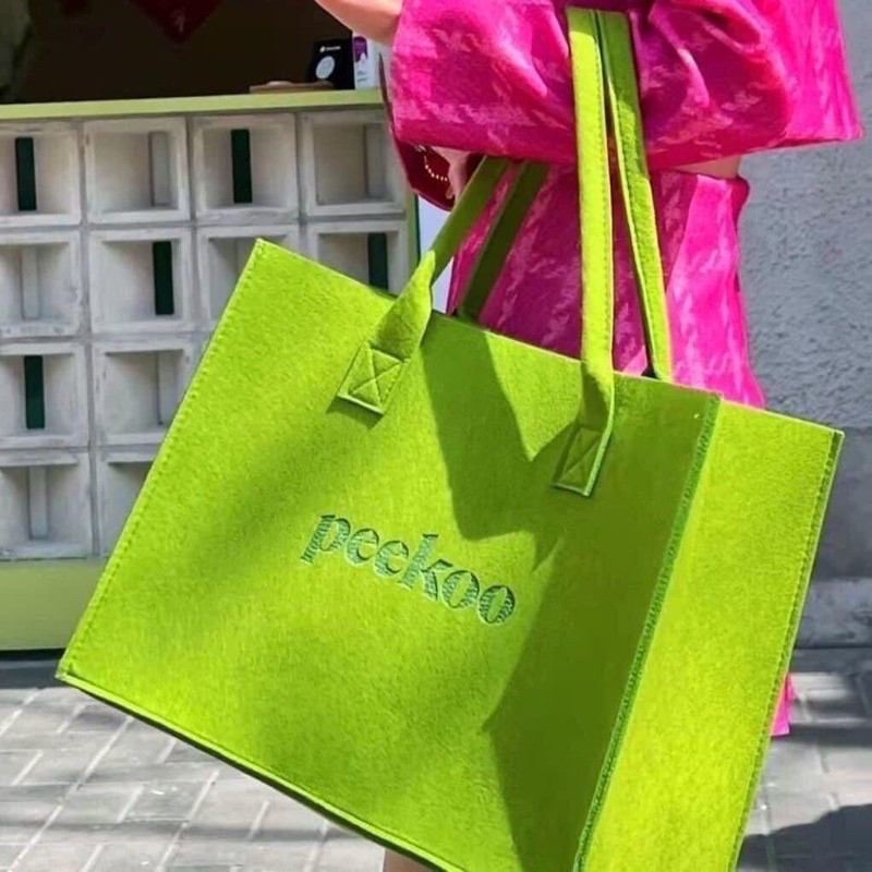 Túi xách Peekoo chất vải nỉ màu xanh lá độc đáo, thời trang siêu hot mùa hè 2022