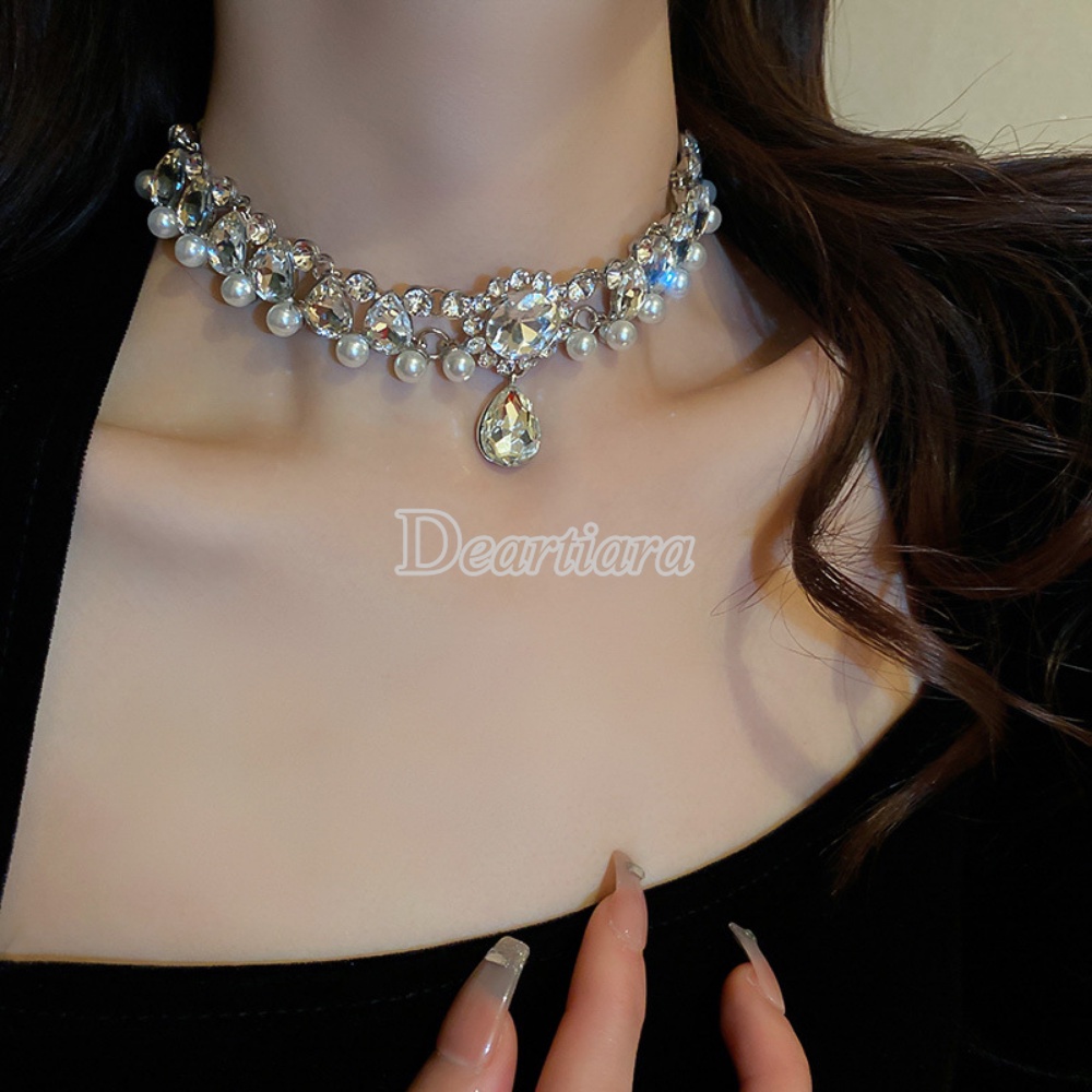 Vòng Cổ Choker Đính Hạt Giả Ngọc Trai Và Hoa Giọt Nước Cao Cấp Sang Trọng