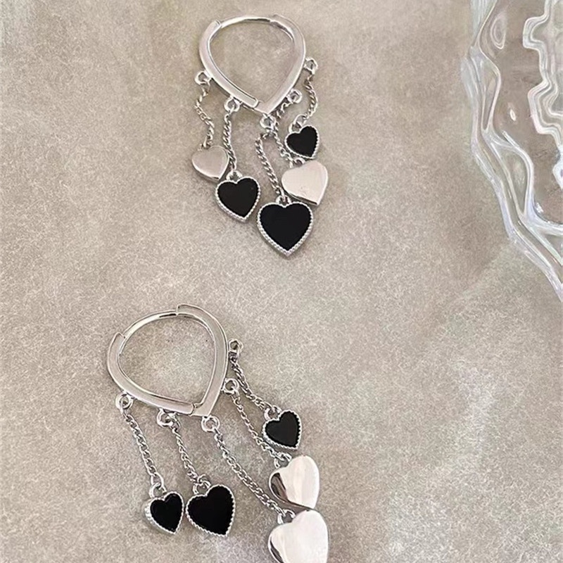 Bông Tai Dáng Dài Phối Tua Rua Hình Trái Tim Thời Trang Hàn Quốc 2022