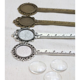 Bookmark kim loại mặt thủy tinh