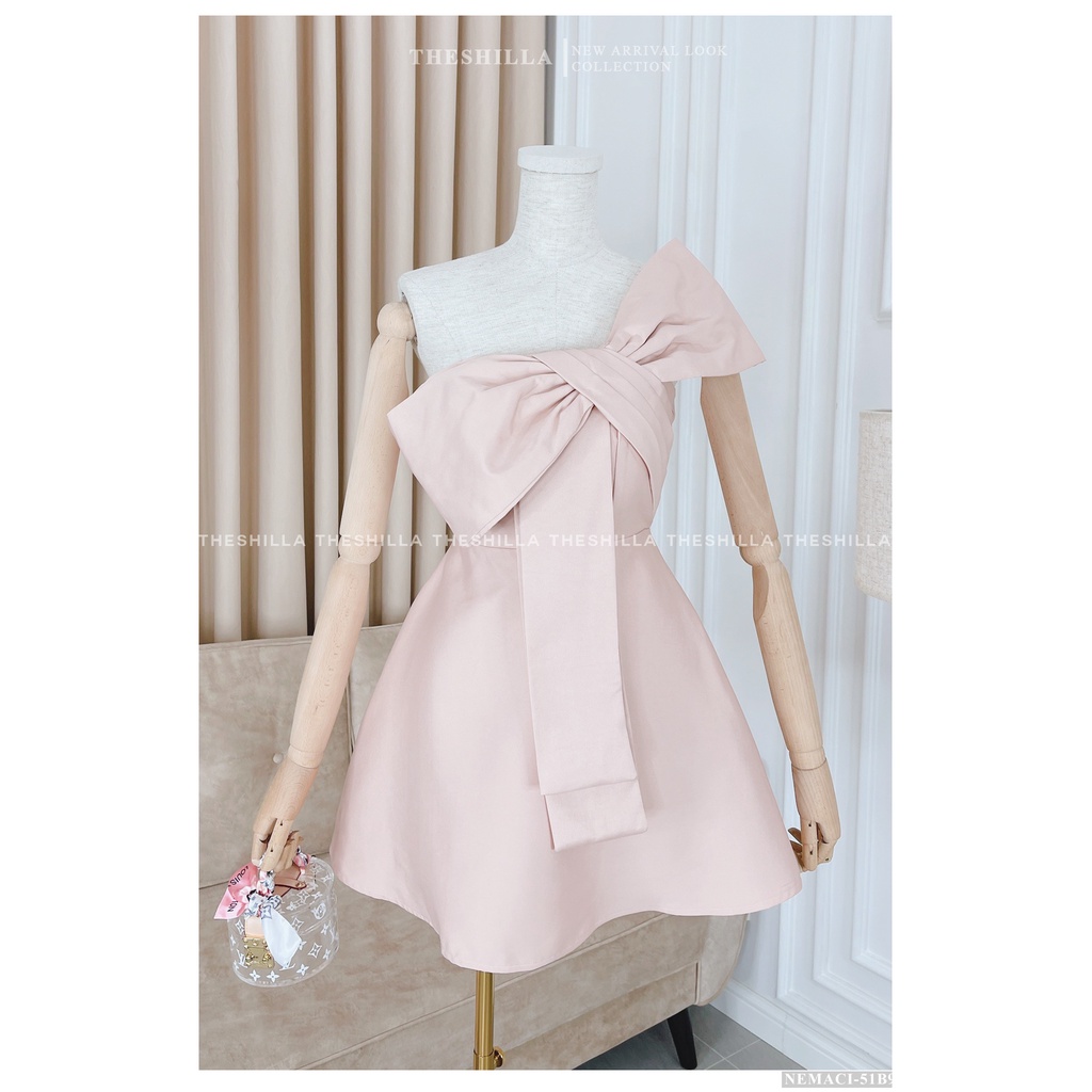 Váy thiết kế cao cấp màu hồng nơ lệch có dây vai [ Có video + Ảnh thật ] The Shilla - Nemaci-51B9 | BigBuy360 - bigbuy360.vn