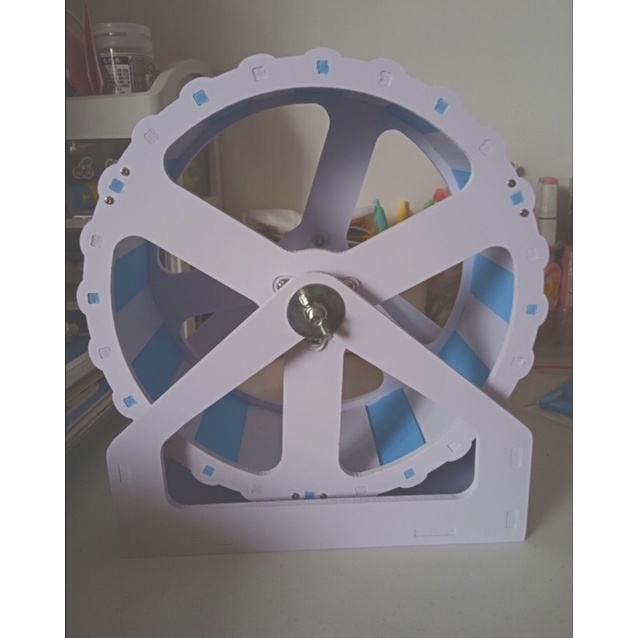 Wheel 21cm cho hamster. Đồ chơi cho hamster. Wheel gỗ 21cm, đế nẹp