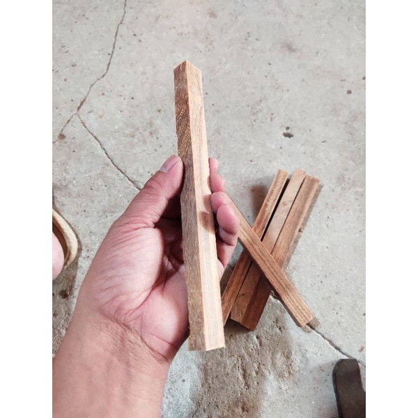 thanh gỗ lim dài 20cm