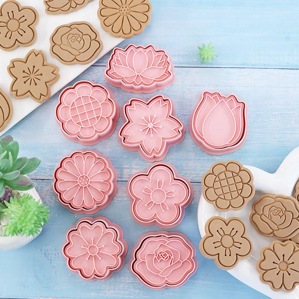 LANFY Bộ 8 Khuôn Làm Bánh Quy Hình Hoạt Hình 3D Bằng Nhựa