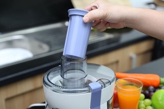 Máy Ép Trái Cây Philips HR1811