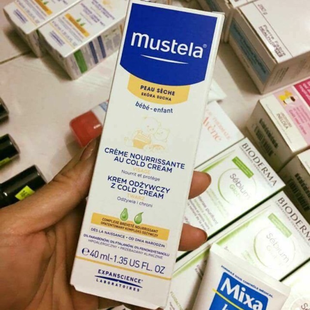 Kem nẻ mustela