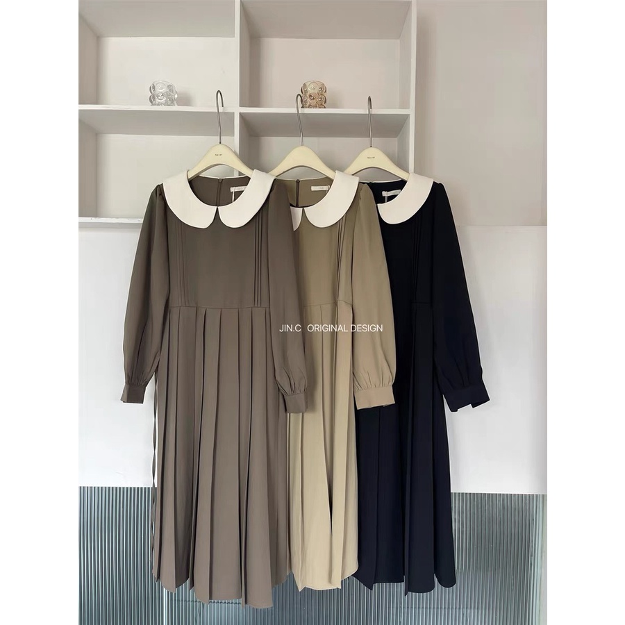 Váy Hàn cổ sen trắng 8809 chân li to