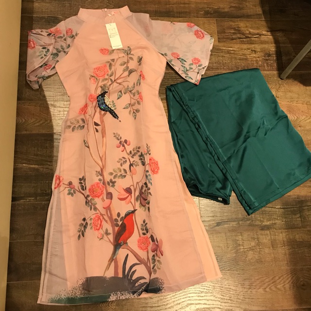 Áo dài Monoco size L new tag