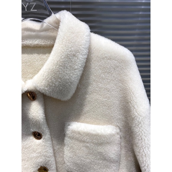 Áo khoác lông mịn cổ bẻ có ba túi vuông cho nữ thương hiệu Thom Browne cao cấp