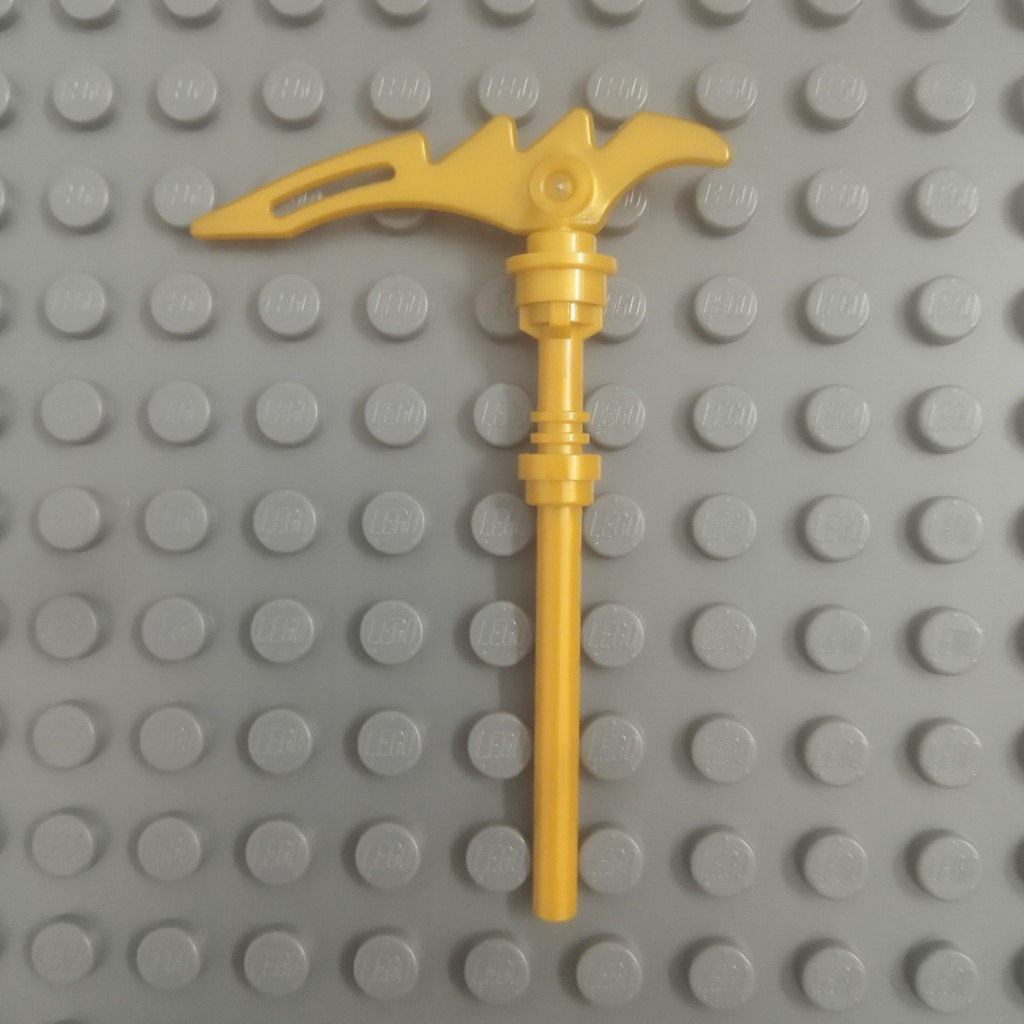 Lego Chiếc Rìu Vàng Của Cole