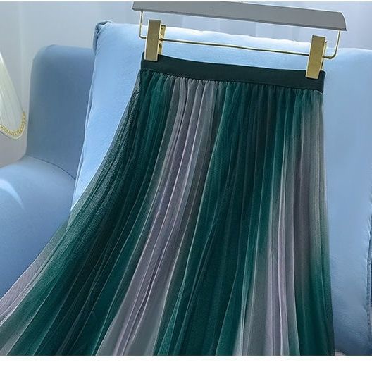 Chân Váy Lưới Dáng Chữ a Lưng Cao Màu Sắc Gradient Thời Trang Xuân Hè 2022