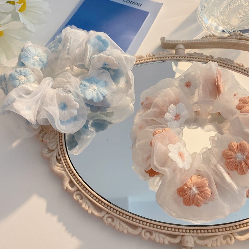 Cột tóc Scrunchies vải lưới thêu hoa trắng xanh siêu đẹp phong cách Hàn Quốc - Selenshop