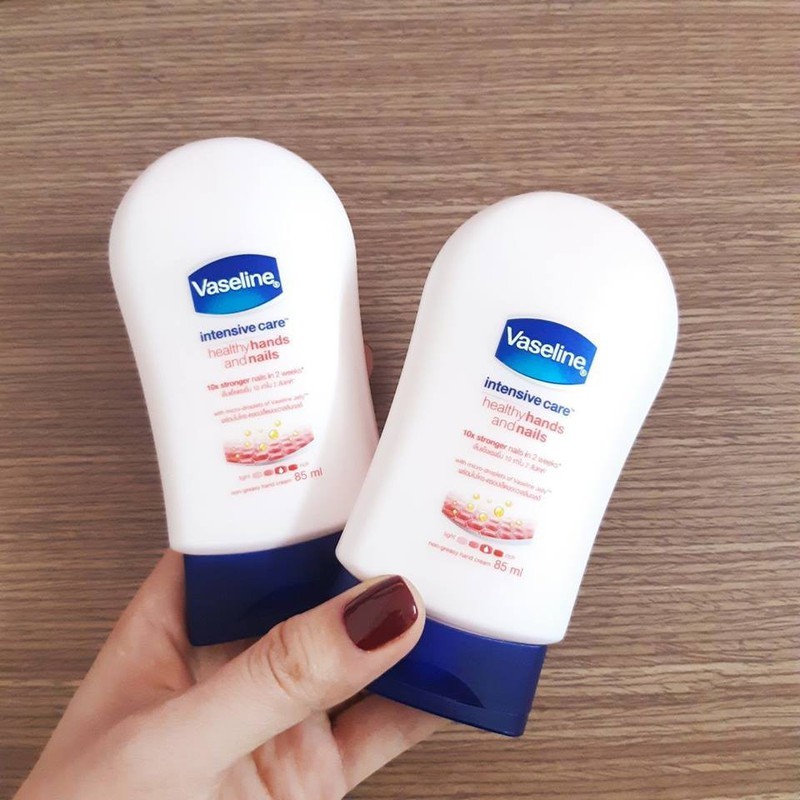 Kem Dưỡng Da Tay Giúp Làm Ẩm, Mềm Mượt Da Tay Và Móng Tay Vaseline Intensive Care 85ml Healthy Hands & Nails