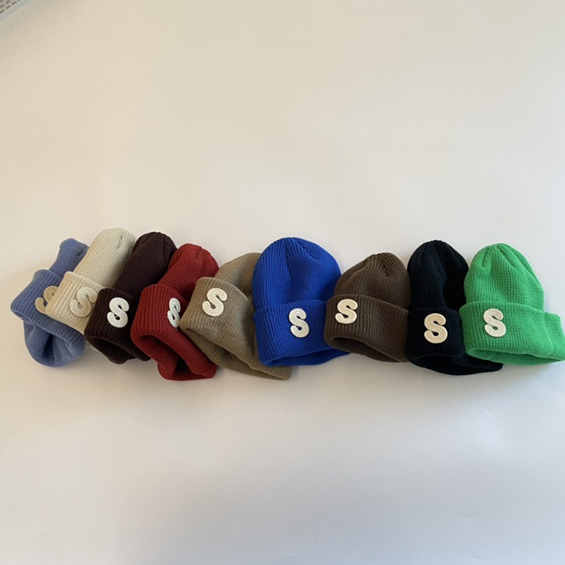 Mũ Len Thêu Chữ Phong Cách Hàn Quốc Dễ Thương Cho Bé