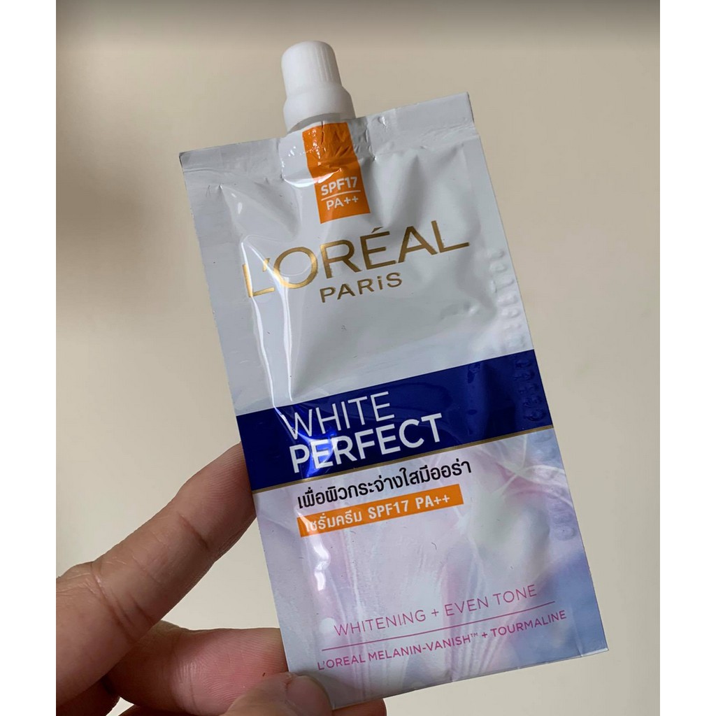 (dạng gói 7ml) Kem dưỡng trắng da vitamin L’Oreal Paris White Perfect ban ngày SPF17 PA++