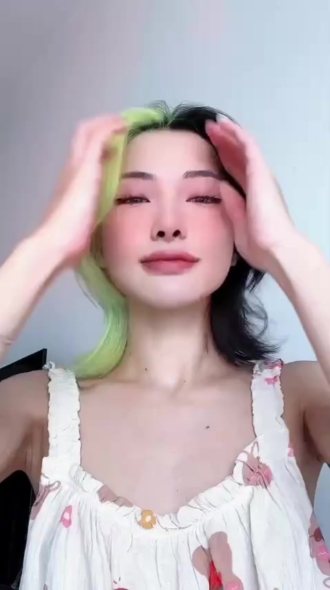 Tắm trắng nhau thai cừu, dưỡng trắng da body thảo mộc Mee Natural White Herbal Bath 180g | BigBuy360 - bigbuy360.vn