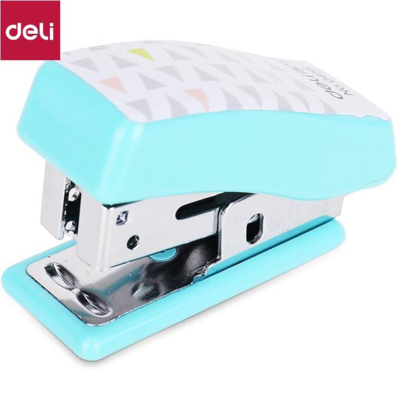 Dập ghim mini 24/6 kèm đạn ghim Deli - Màu Hồng/ Xanh Dương/ Trang - 456 [Deli]