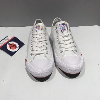 Giày Converse trắng họa tiết