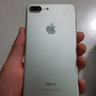 Điện thoại ip7+ đài loan