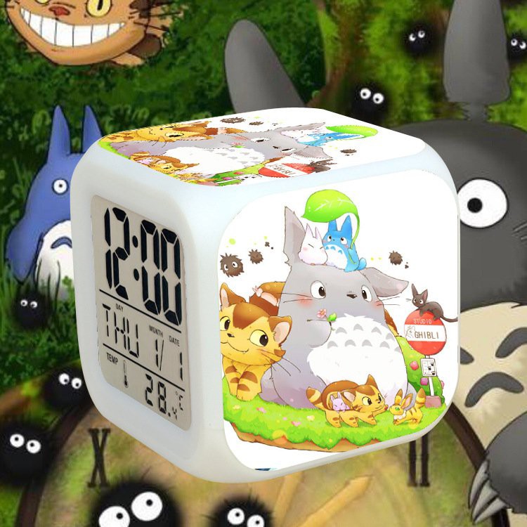 Đồng hồ báo thức để bàn in hình MY NEIGHBOR TOTORO đèn LED đổi màu anime chibi tiện lợi xinh xắn