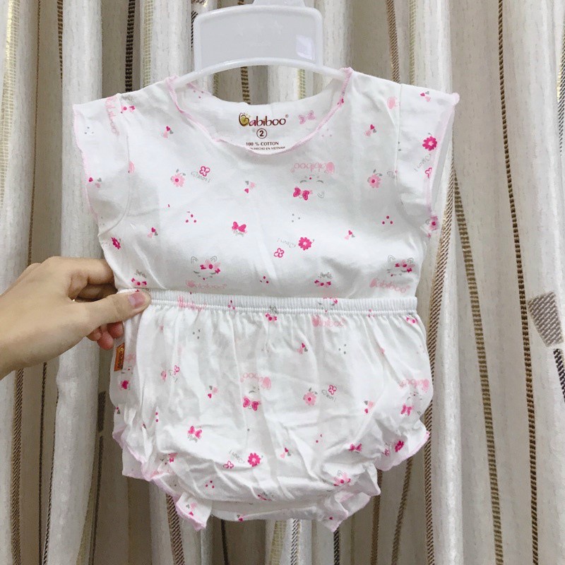 Bộ quần áo sơ sinh Babiboo dễ thương cho bé gái
