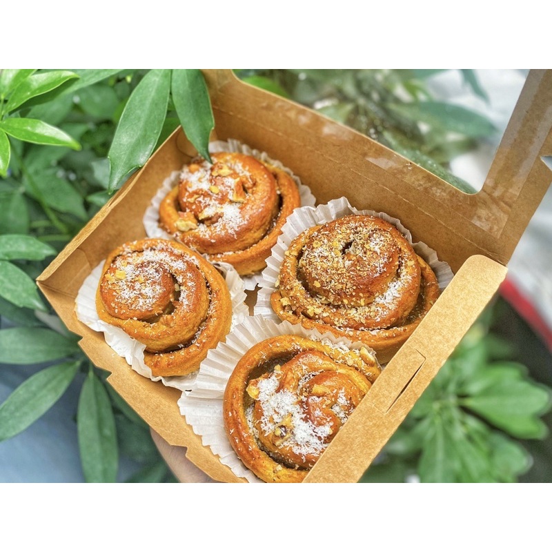 Bánh Cinnamon roll