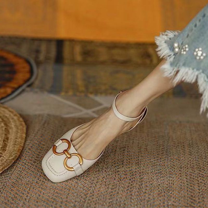 Xăng đan hở ngón IELGY có thể điều chỉnh thời trang cho nữ