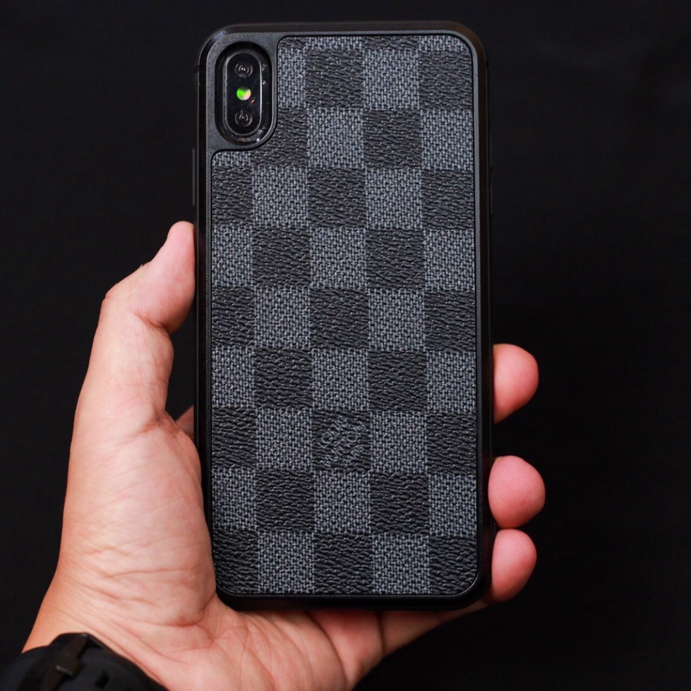 ỐP LƯNG IPHONE 11 PRO MAX - XS MAX HỌA TIẾT LV FULLBOX - 1