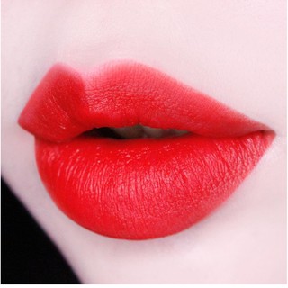 SON T.O.I MATTE ROUGE LIPSTICK