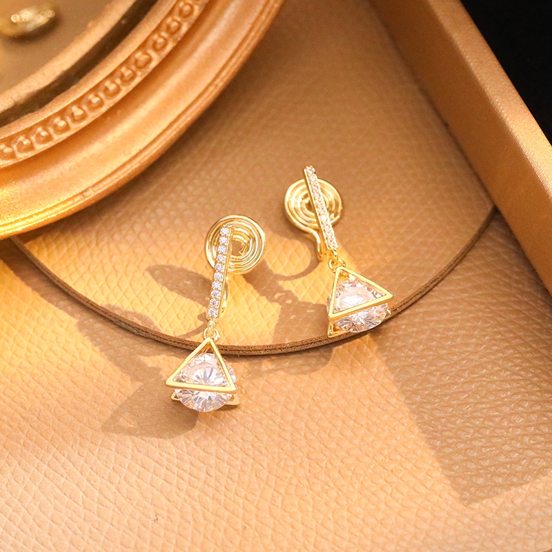 Khuyên tai JIUDUOLAN dạng kẹp/ xỏ mặt tam giác đính đá zircon nhân tạo thời trang mới