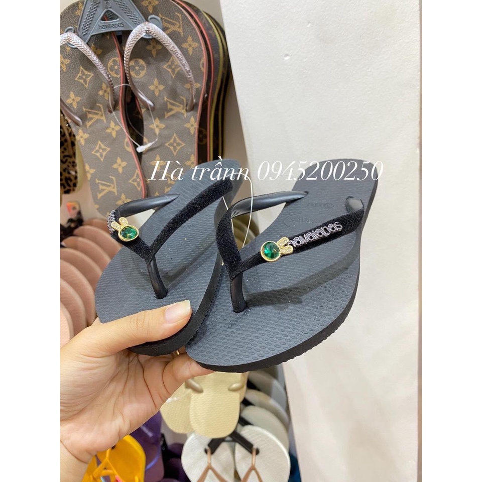 Charm Tai thỏ có sẵn