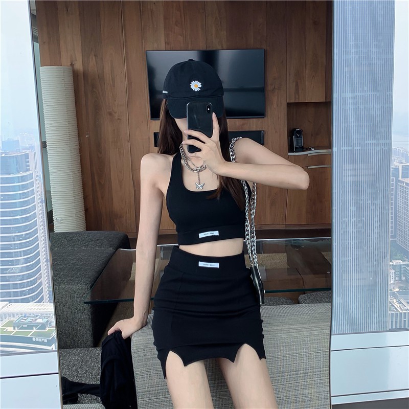 Áo Cổ Yếm Hở Eo + Chân Váy Ôm Dáng Thời Trang Cho Nữ