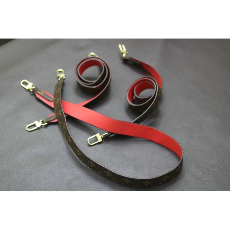 Quai đeo chéo bản to LV mix túi