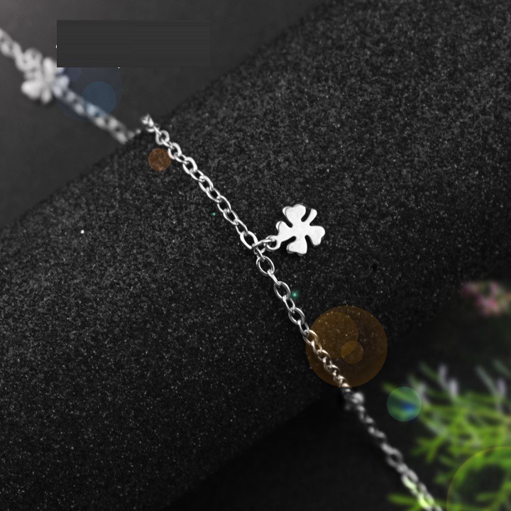 Lắc chân titan cỏ 4 lá cực xinh LC14 | BigBuy360 - bigbuy360.vn