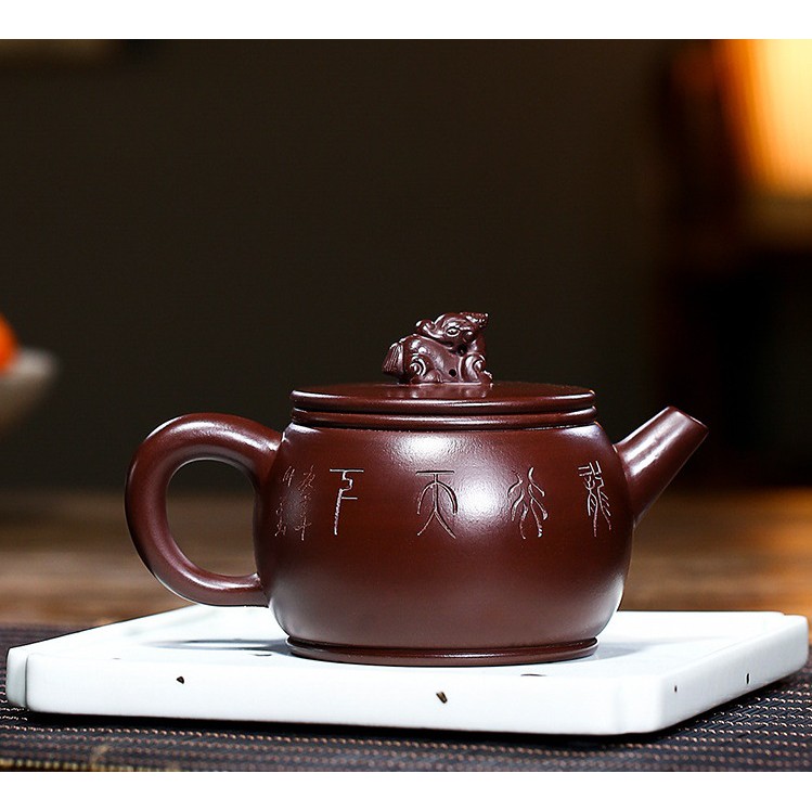 Ấm Tử Sa Nghi Hưng Hán Ngõa Hàng Long Thiên Hạ 240 ml (Tử Chu Nê)