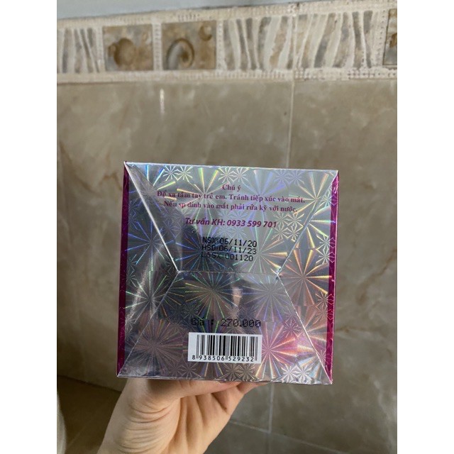 kem ủ toàn thân Radiant