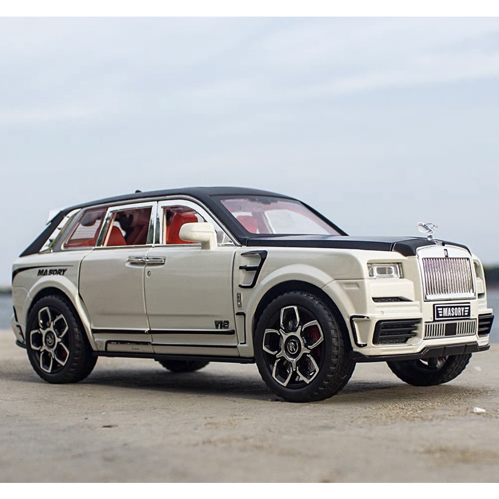 Xe mô hình Rolls-Royce CULLINAN Mansory 1:24