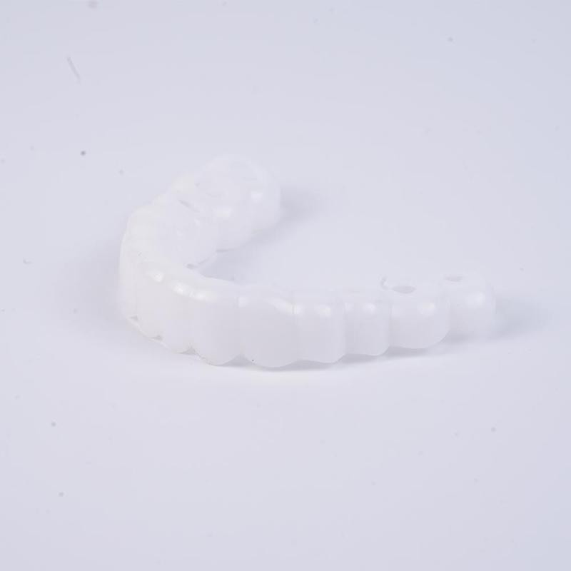 1 bộ Lắp ráp hoàn hảo silicone trên và dưới tấm phủ mỹ phẩm Mô phỏng răng giả Làm trắng răng