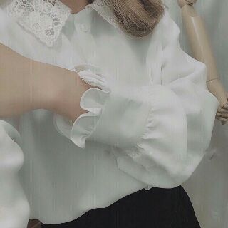 Áo Sơ mi lụa cổ ren tay dài bo công sở