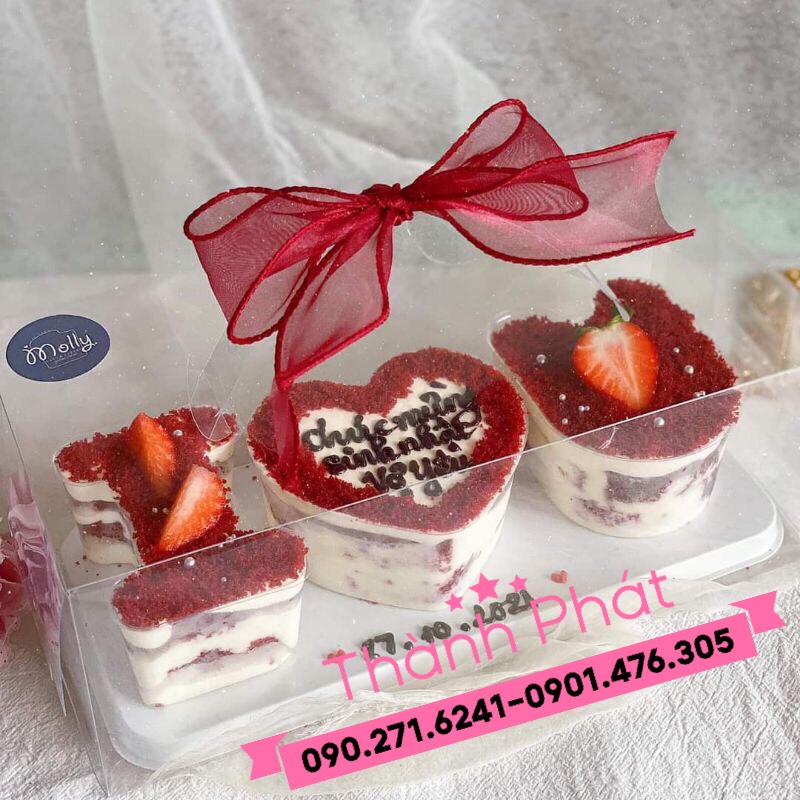 5 Bộ hộp mica kèm chữ I + U hoặc chữ LOVE đựng bánh mousse, tiramisu, panna cotta