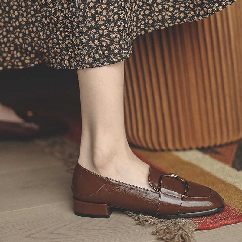 Giày lười bằng da đế dày phong cách cổ điển Anh quốc cho nữ