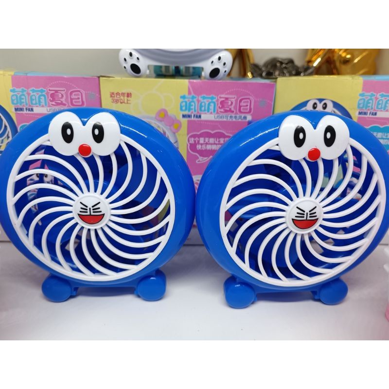 Quạt Mini Cầm Tay Tích Điện Để Bàn Hoạt Hình Siêu Dễ Thương