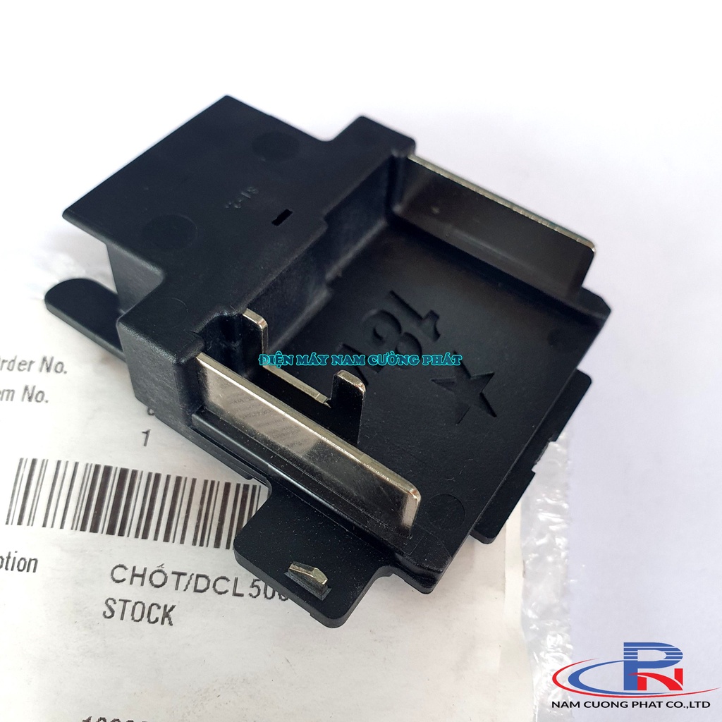 Đế gài pin 14.4V 18V Makita 643899-6 643874-2