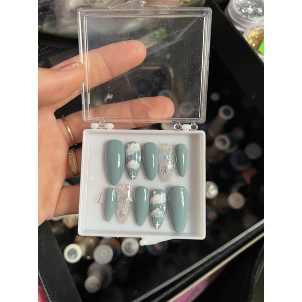 nail box móng up màu xanh(ib shop nếu chọn màu khác)